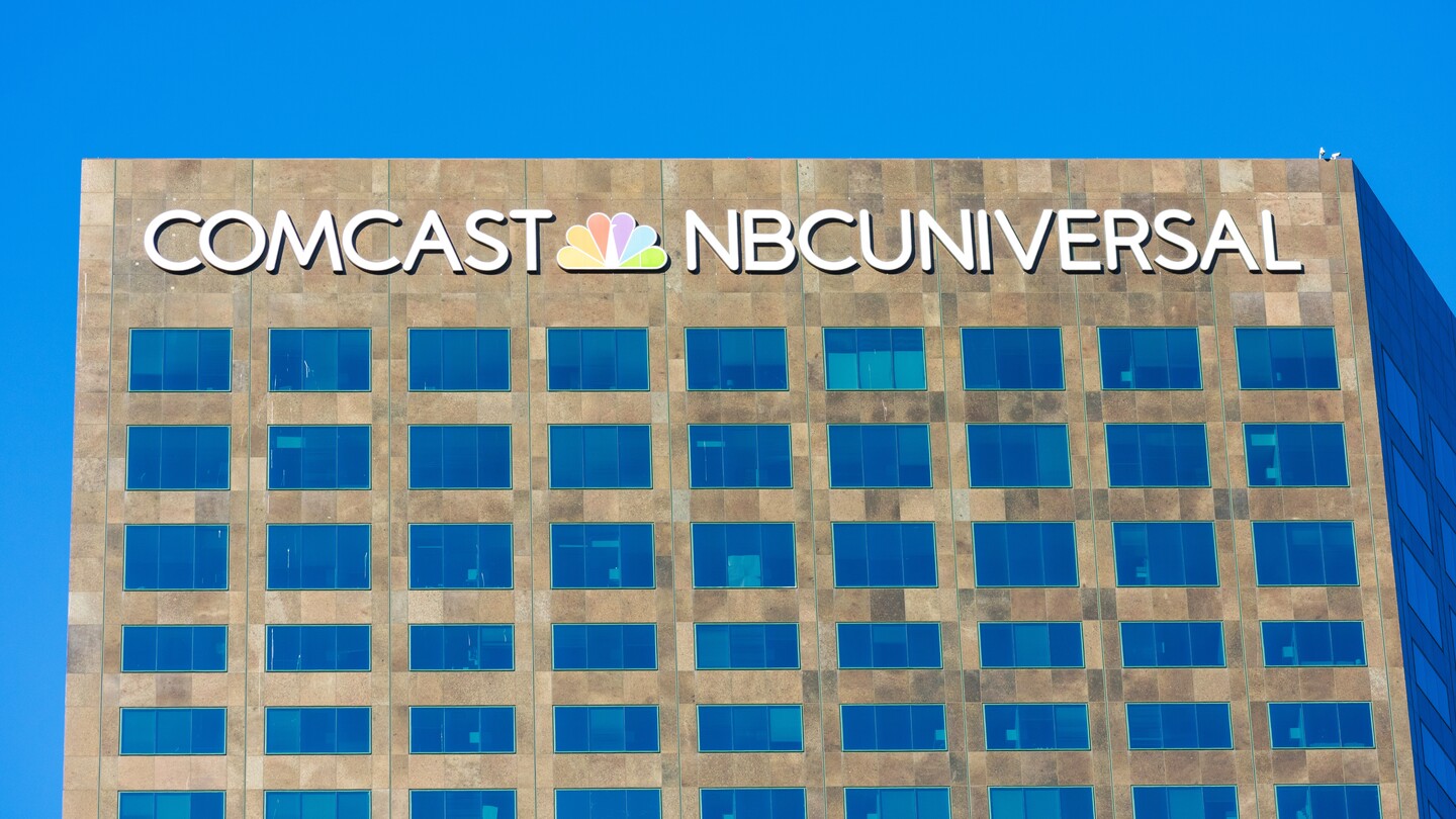 Comcast completes Versant Media spin-off of cable TV assets